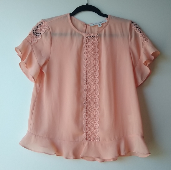 💙NWOT after market peach semi sheer lace blouse - Picture 1 of 2